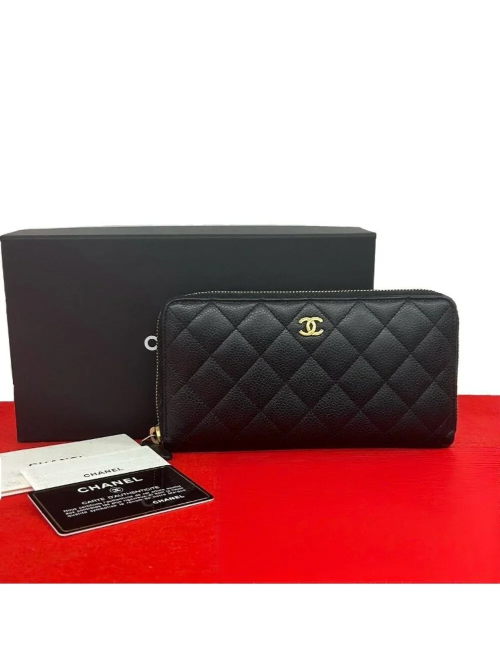 Chanel Quilted CC Logo Caviar Leather Wallet Black
